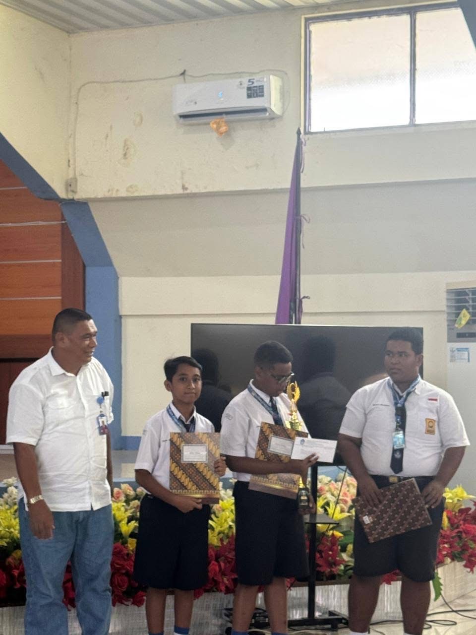 Juara 1 Olimpiade Penelitian Siswa Indonesia (OPSI)